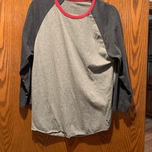 American Eagle 3/4 sleeve shirt Gray